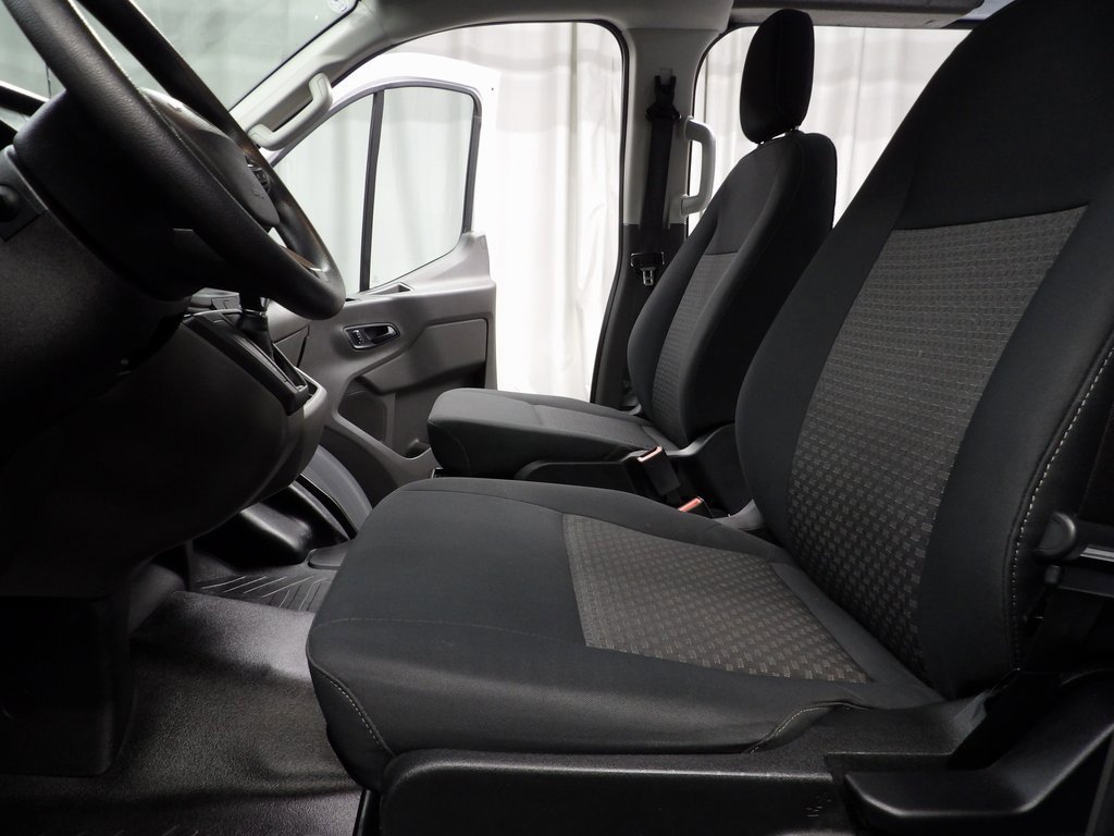 Used 2024 Ford Transit 250 Low Roof AWD image 9