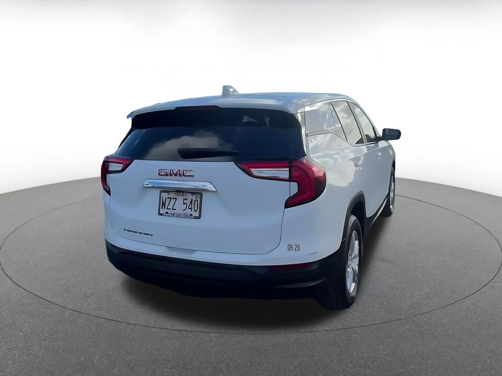 Used 2024 GMC Terrain SLE FWD image 13