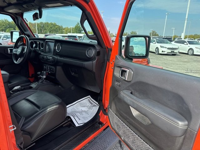 Used 2019 Jeep Wrangler Unlimited Sahara image 7