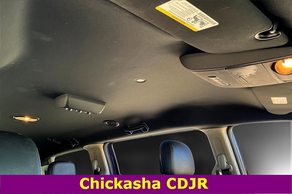 Used 2019 Dodge Grand Caravan SXT image 26