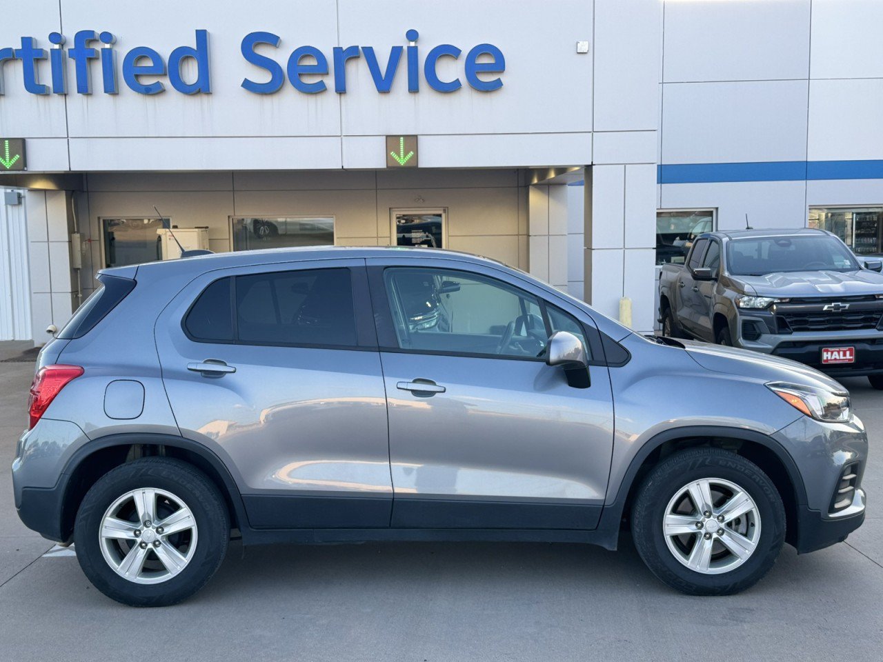 Used 2020 Chevrolet Trax LS w/ Tint and Cruise Package FWD image 3