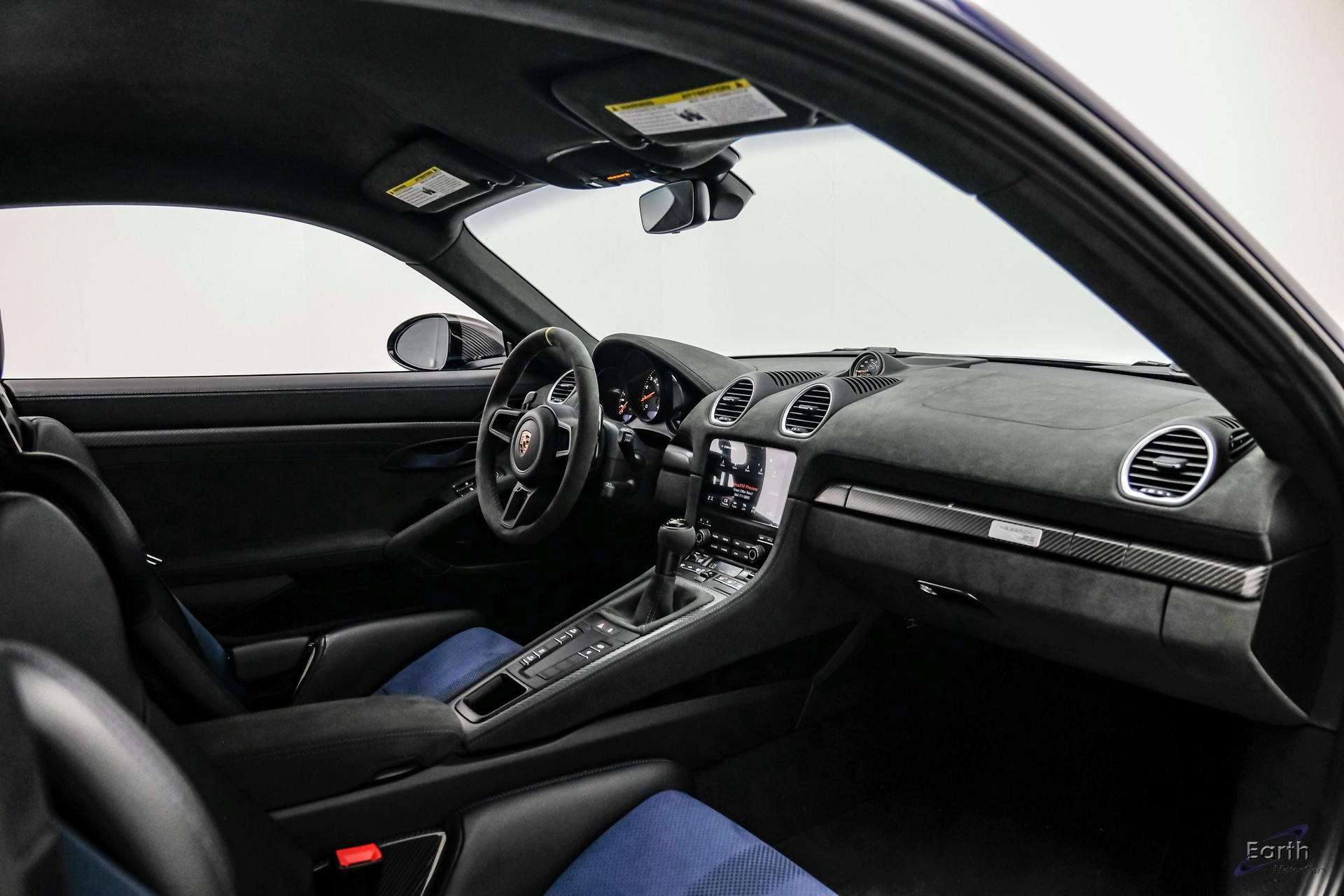 Used 2025 Porsche 718 Cayman GT4 RS RWD image 58