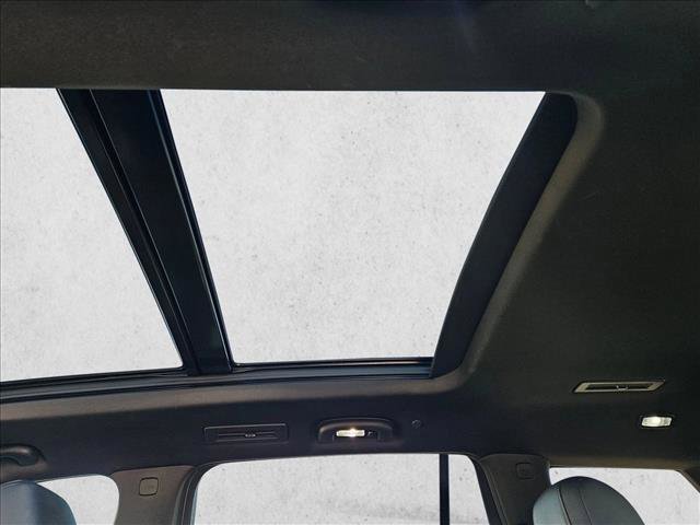 Certified 2024 Cadillac XT6 Luxury w/ LPO, Floor Liner Package image 19