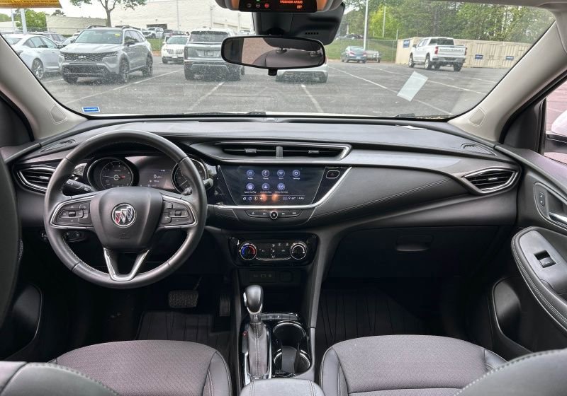 Used 2023 Buick Encore GX Preferred image 3