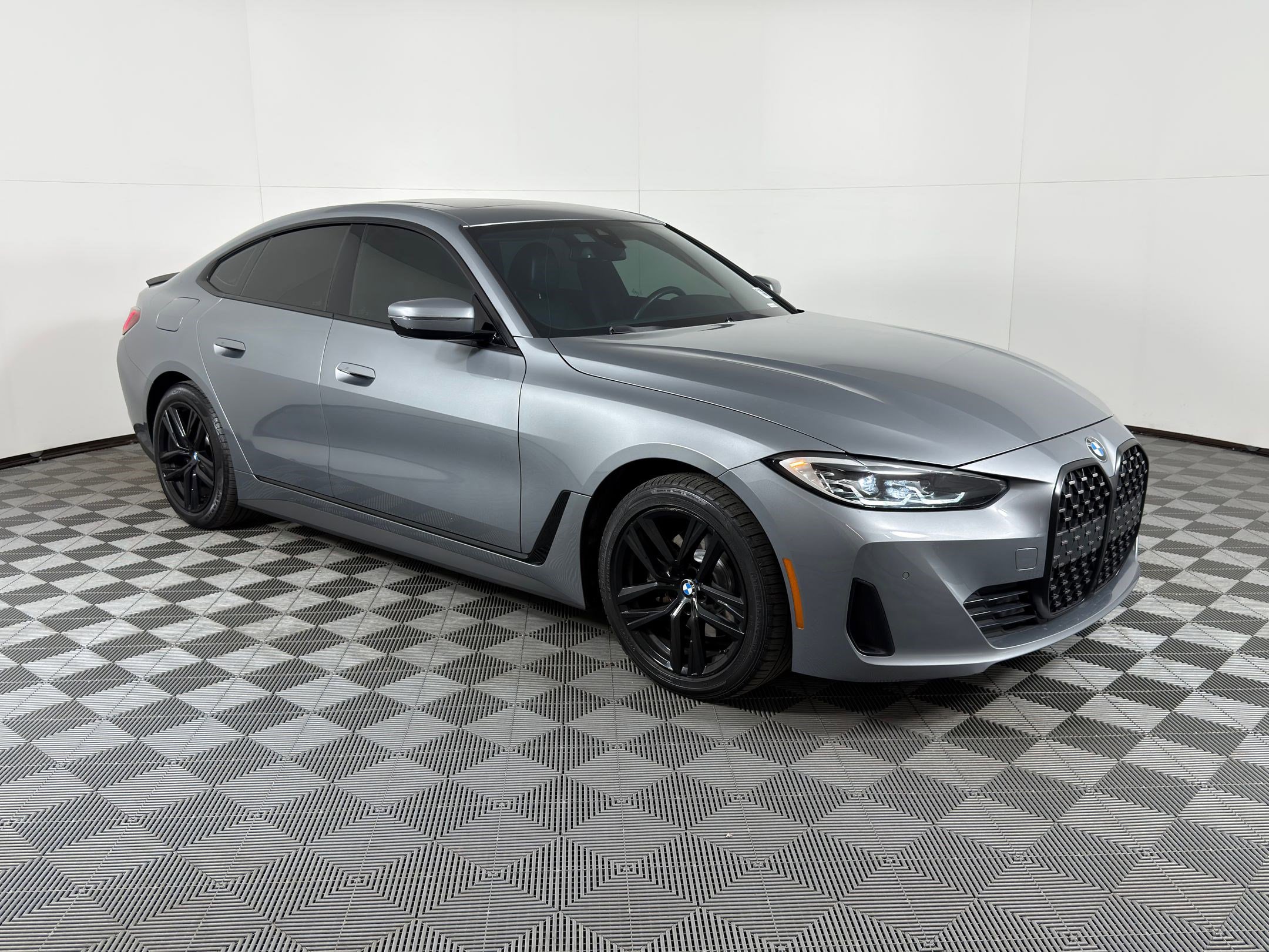 Used 2023 BMW 430i Gran Coupe w/ Premium Package image 6