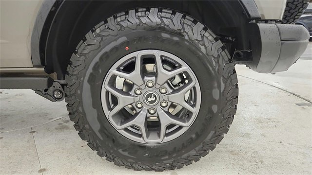 New 2025 Ford Bronco Badlands image 24