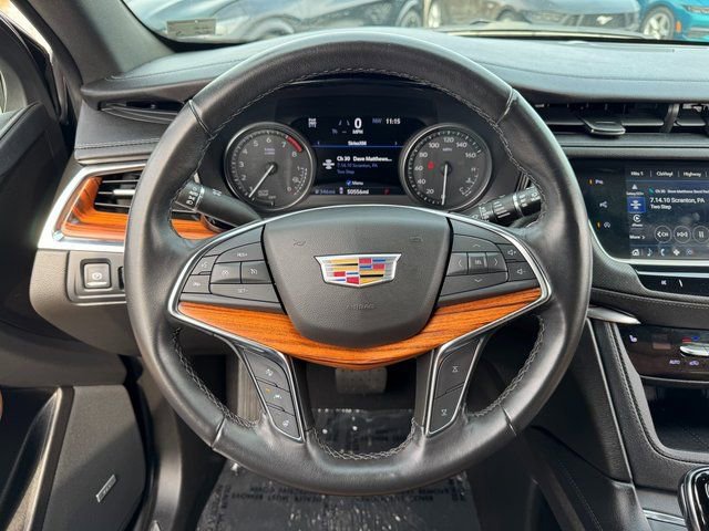 Used 2022 Cadillac XT5 Premium Luxury w/ Technology Package image 21