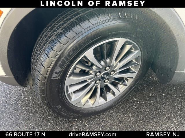 Used 2023 Lincoln Nautilus AWD w/ Premium Package image 24