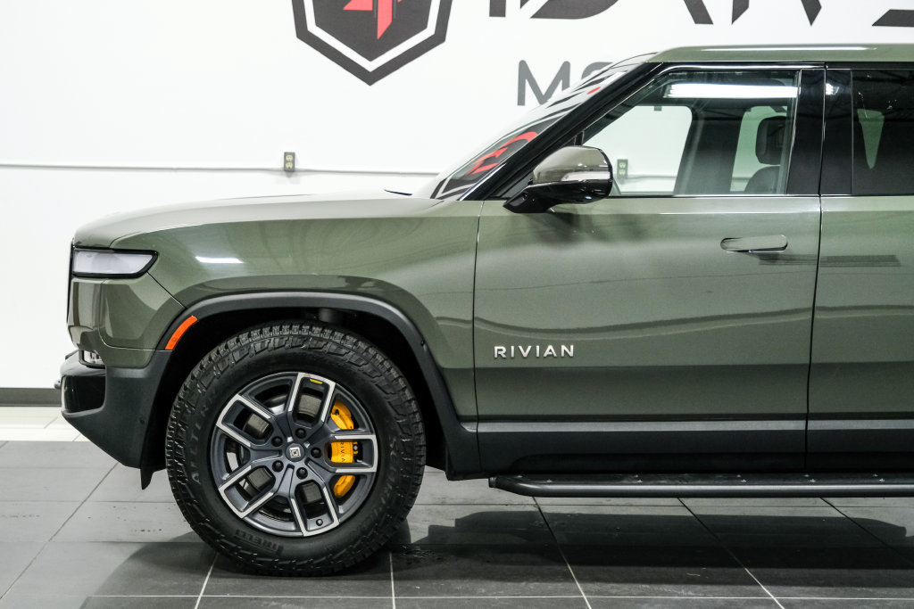 Used 2023 Rivian R1T Launch Edition AWD/4WD image 10