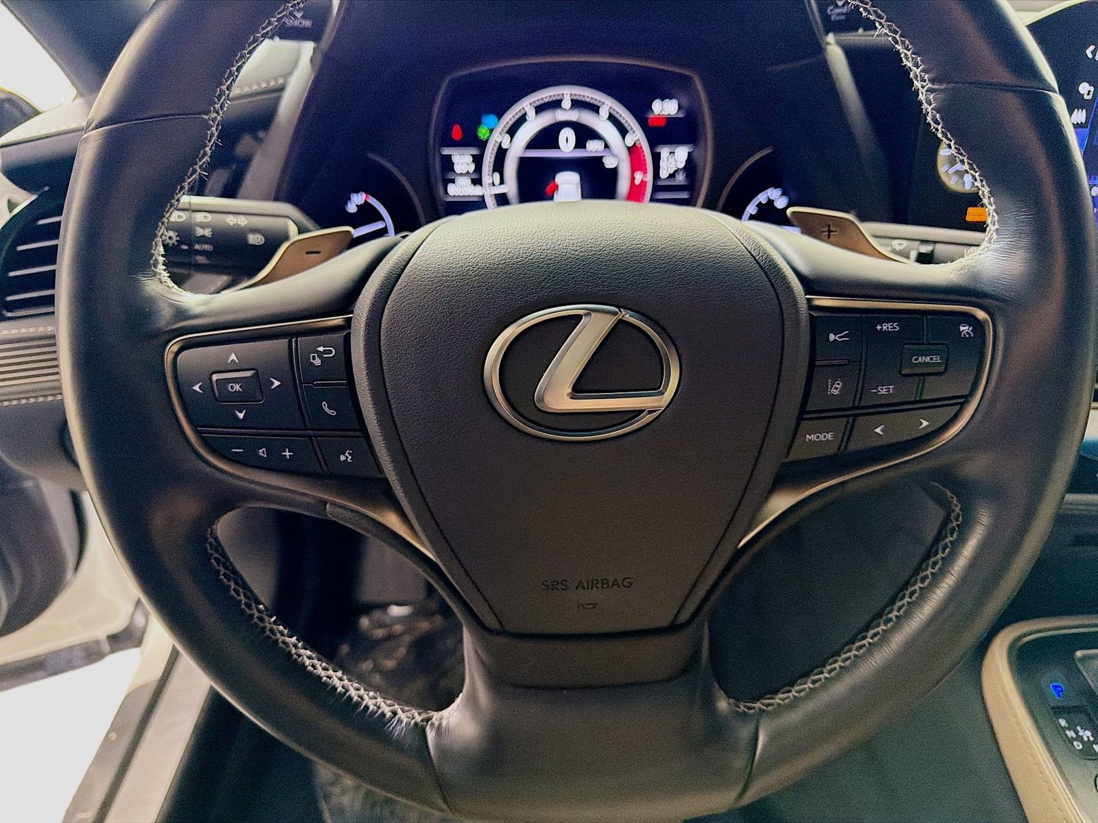 Used 2021 Lexus LS 500 RWD image 12