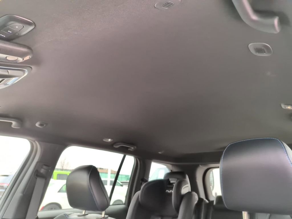 Used 2022 Jeep Grand Cherokee Trailhawk image 30