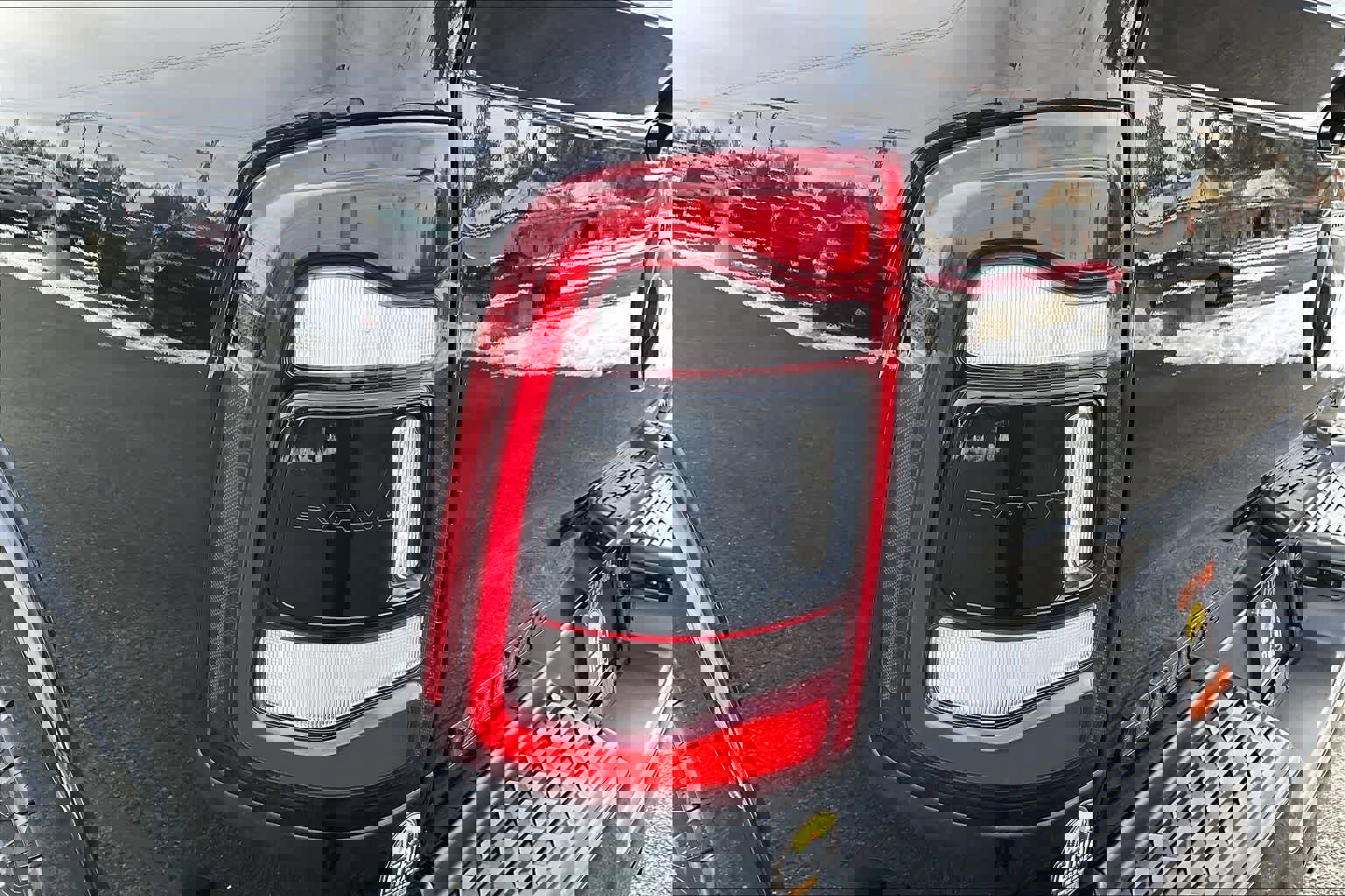 Used 2020 RAM 3500 Laramie image 32