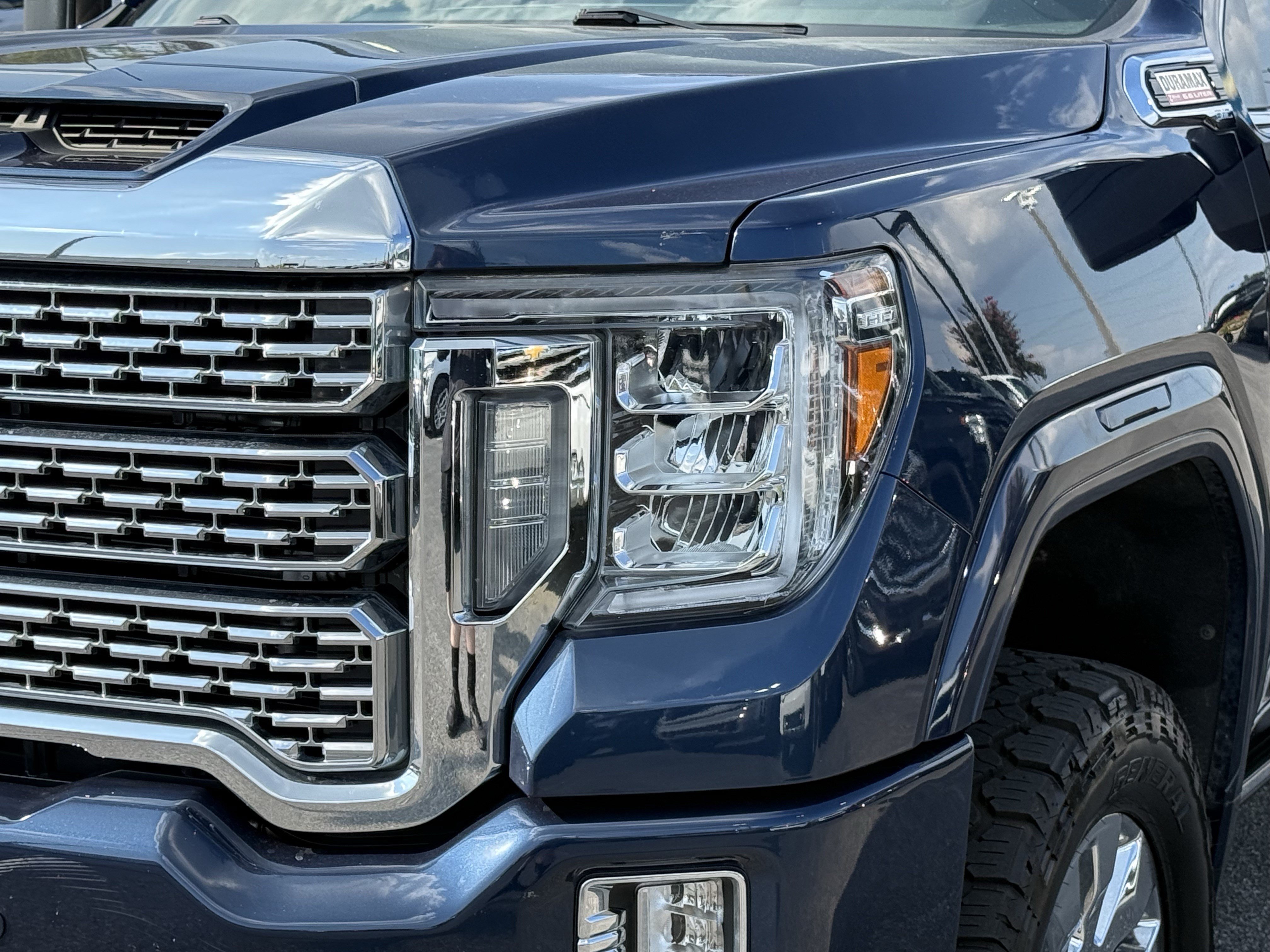 Used 2023 GMC Sierra 2500 Denali w/ Denali Ultimate Package AWD/4WD image 6