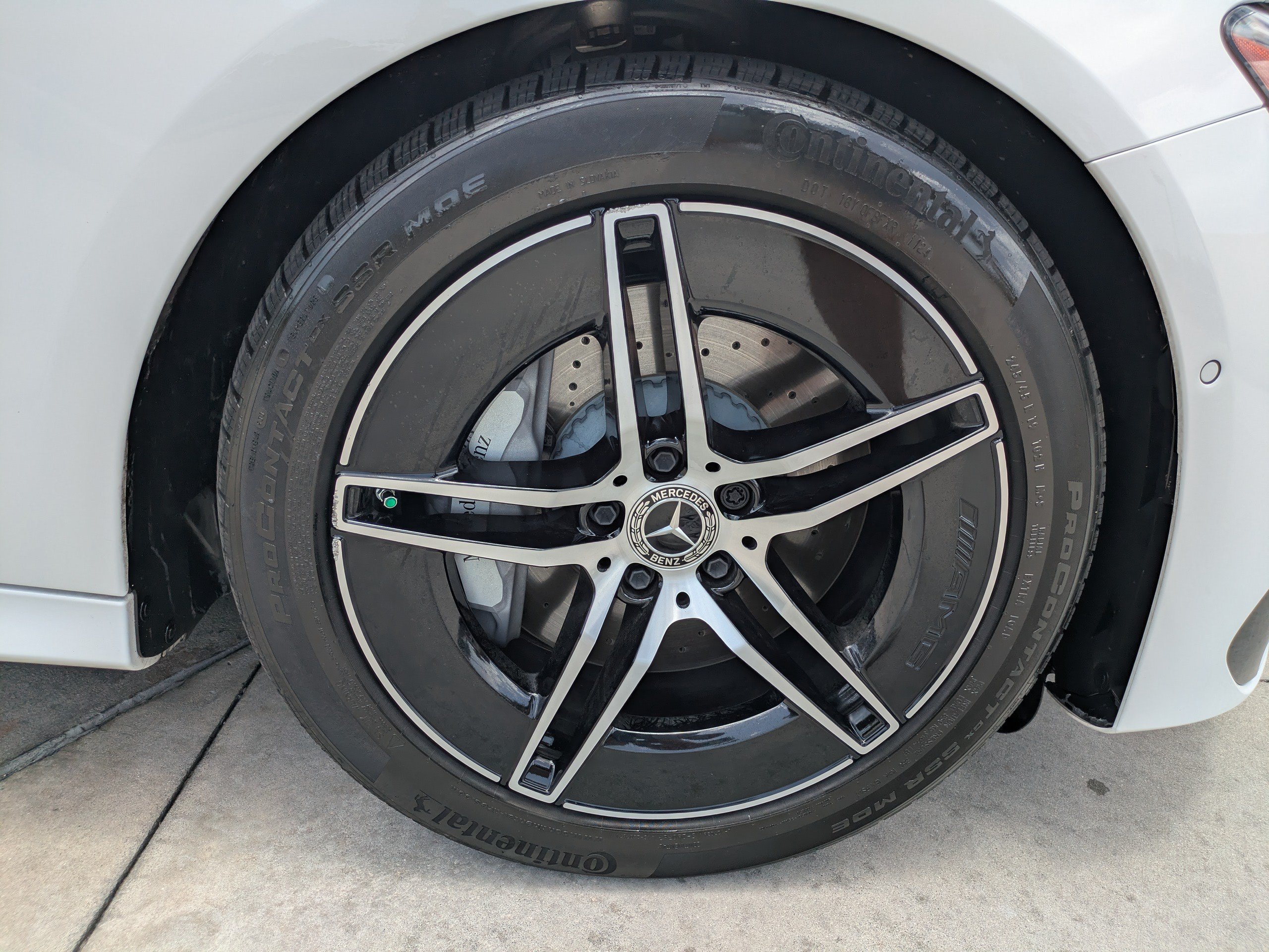 Used 2025 Mercedes-Benz E 450 4MATIC Sedan image 9
