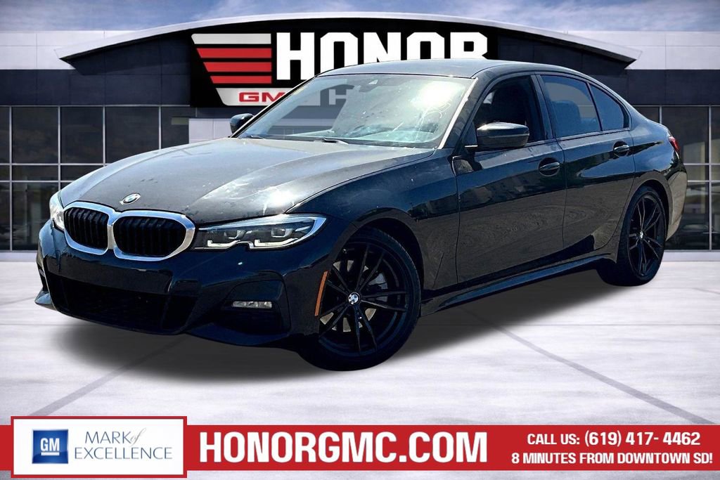 Used 2020 BMW 330i Sedan w/ M Sport Package RWD image 2