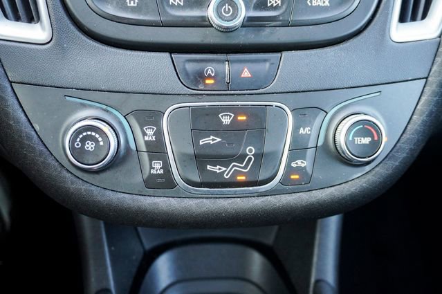 Used 2022 Chevrolet Malibu LS image 15