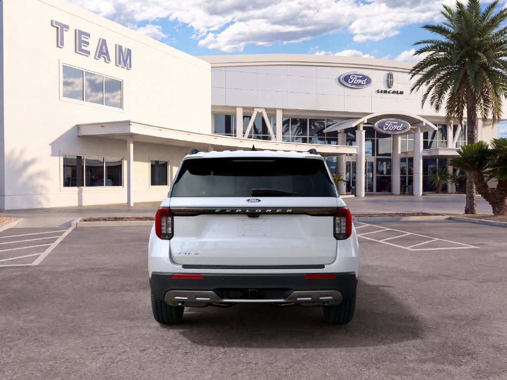 New 2027 Ford Explorer Active w/ Active Comfort Package RWD image 7