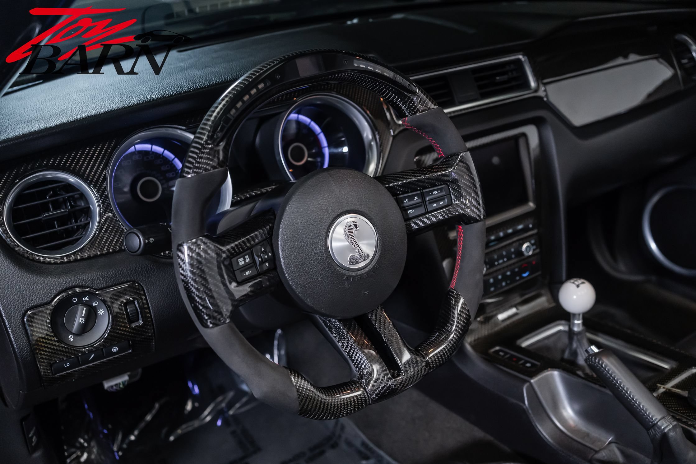 Used 2014 Ford Mustang Shelby GT500 w/ Equipment Group 821A RWD image 31