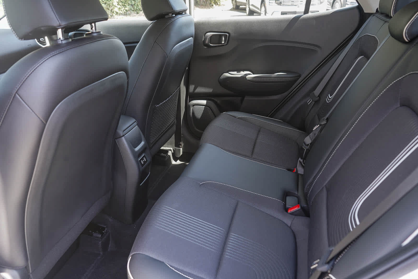 New 2026 Hyundai Venue SEL FWD image 17
