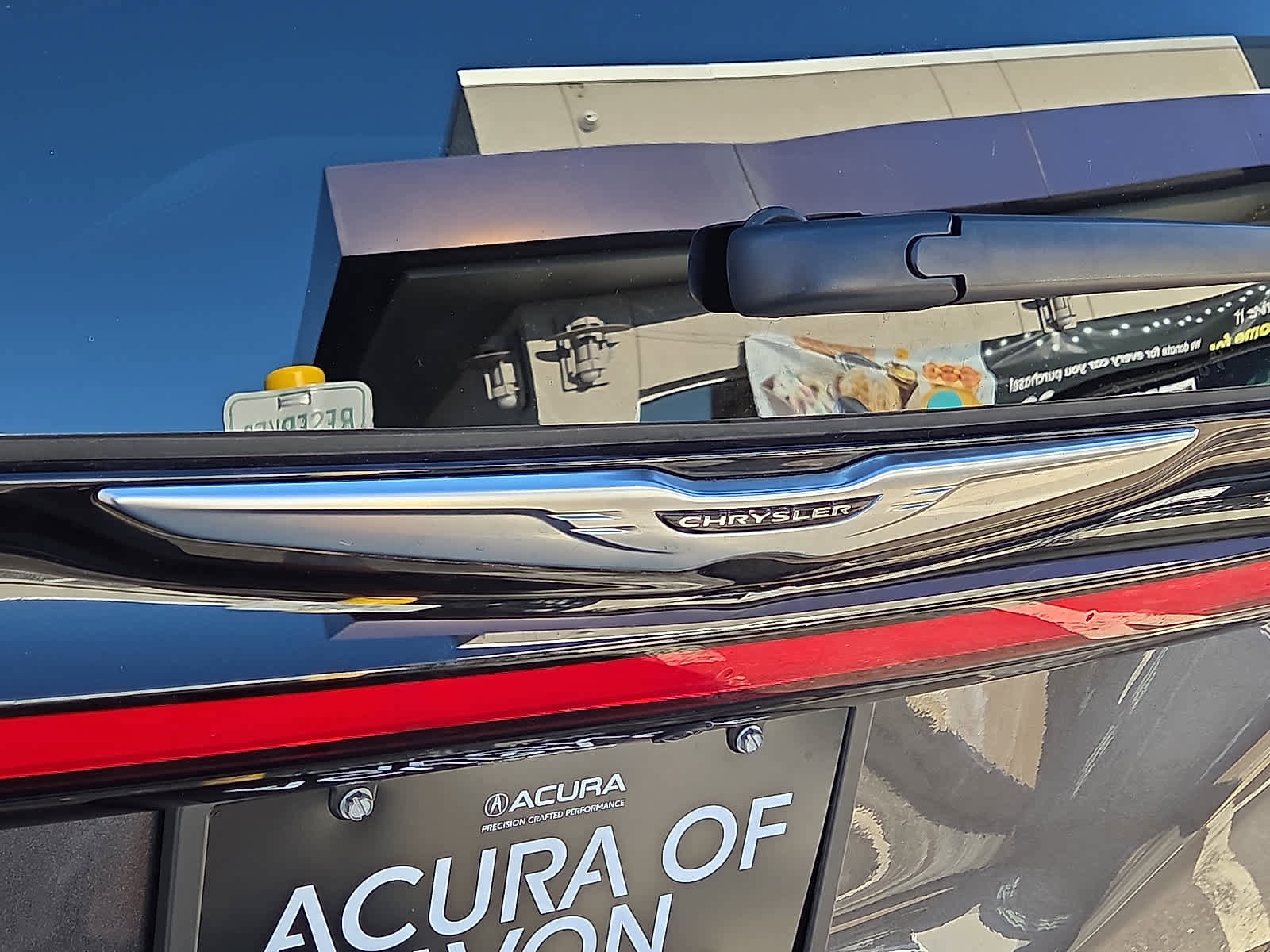 Used 2022 Chrysler Pacifica Touring-L image 29