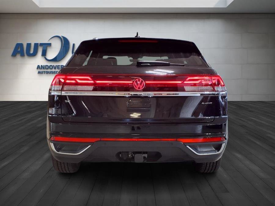 Used 2024 Volkswagen Atlas Cross Sport SE image 10