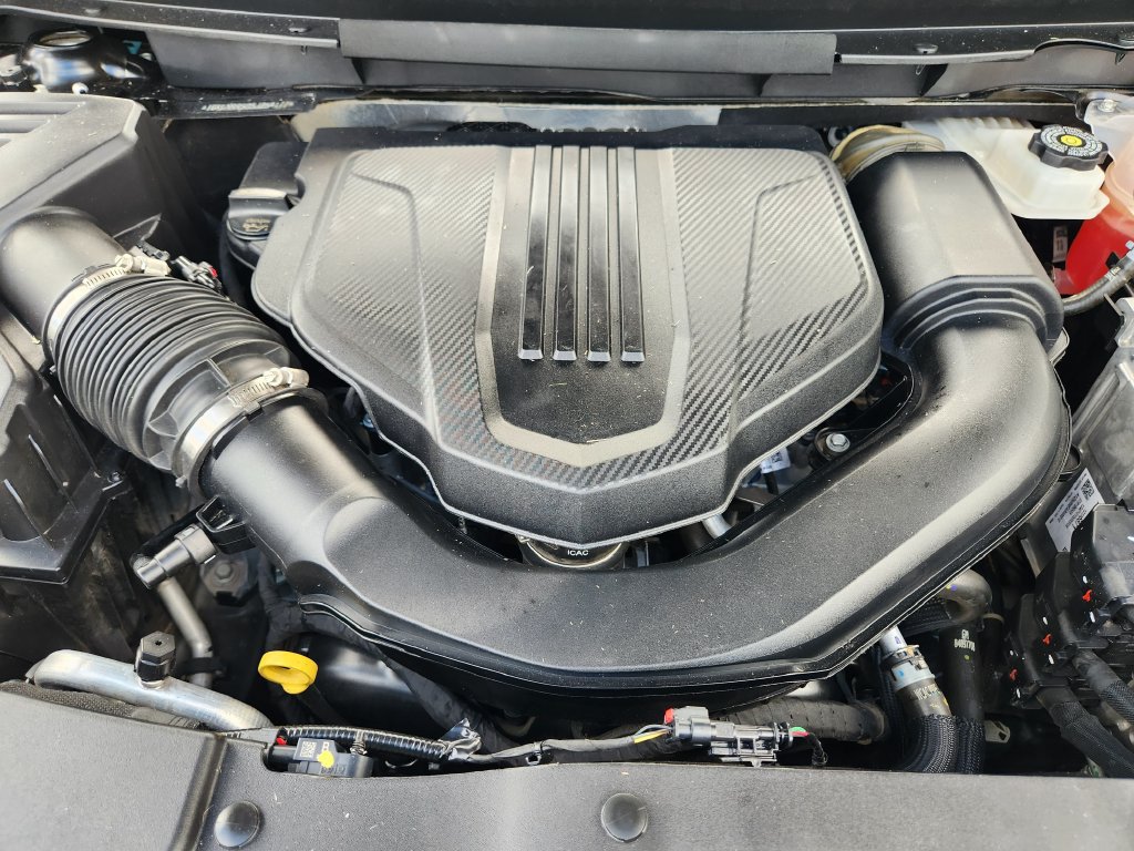 Used 2025 GMC Acadia Denali AWD/4WD image 31