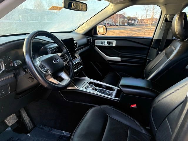 Used 2021 Ford Explorer Limited w/ Hybrid Equipment Group 310A image 9
