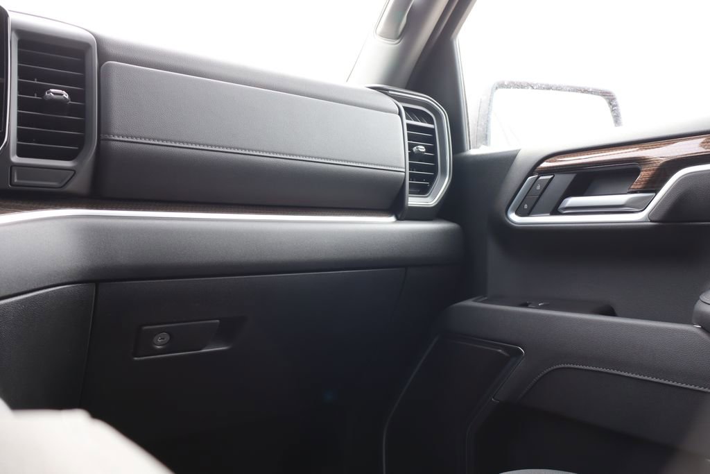 New 2026 Chevrolet Silverado 1500 LT image 39