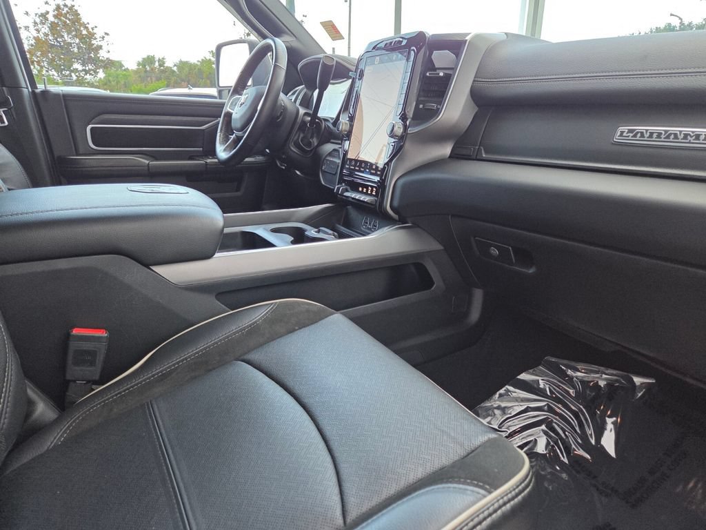 Used 2024 RAM 2500 Laramie w/ Night Edition AWD/4WD image 14