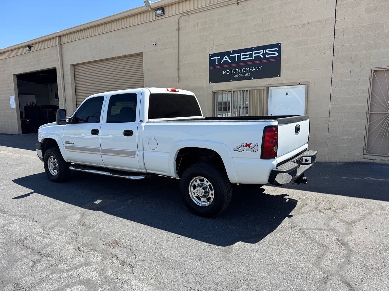 Used 2007 Chevrolet Silverado 2500 LT w/ Heavy-Duty Power Package AWD/4WD image 7
