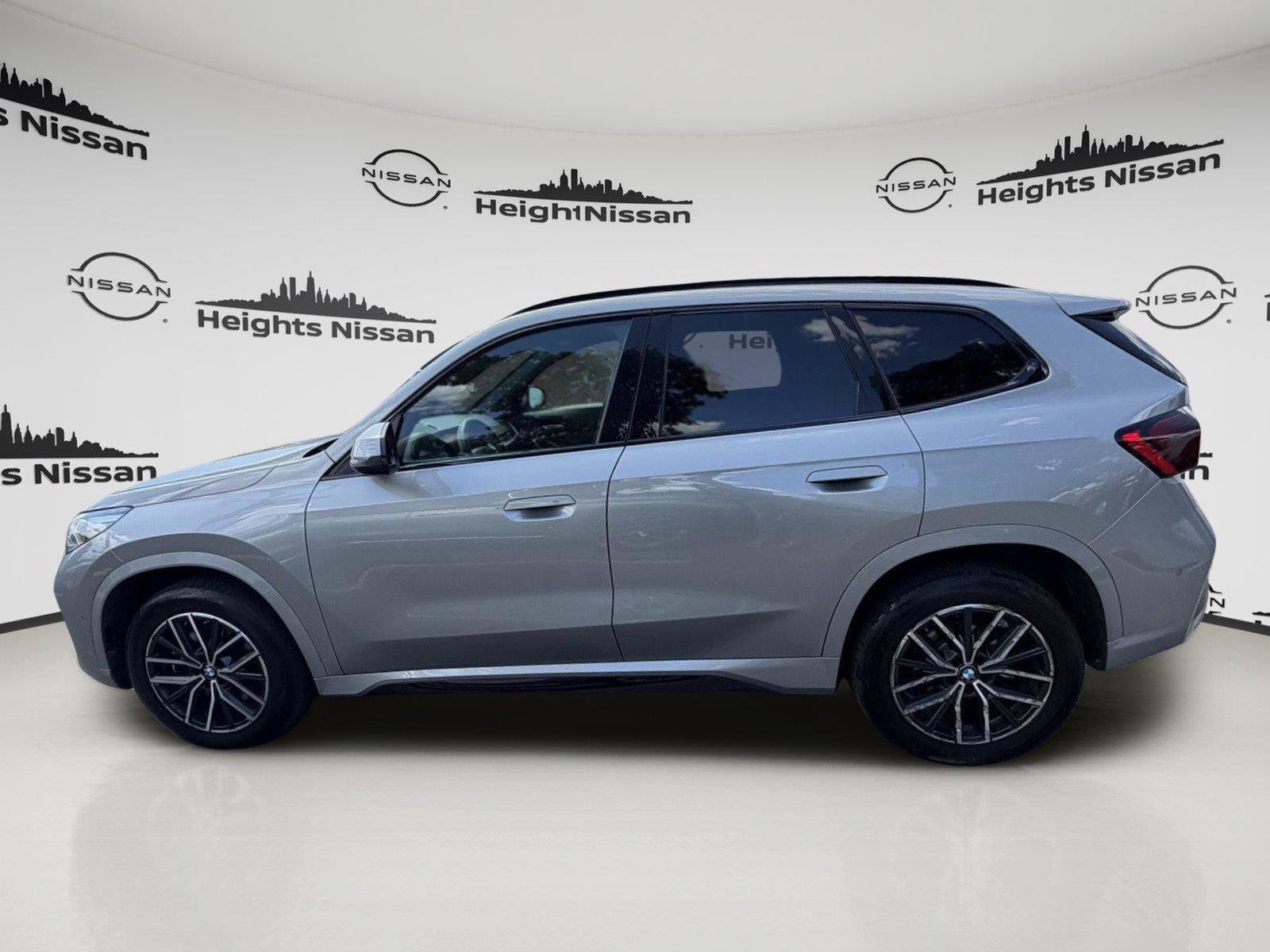 Used 2026 BMW X1 xDrive28i AWD/4WD image 2