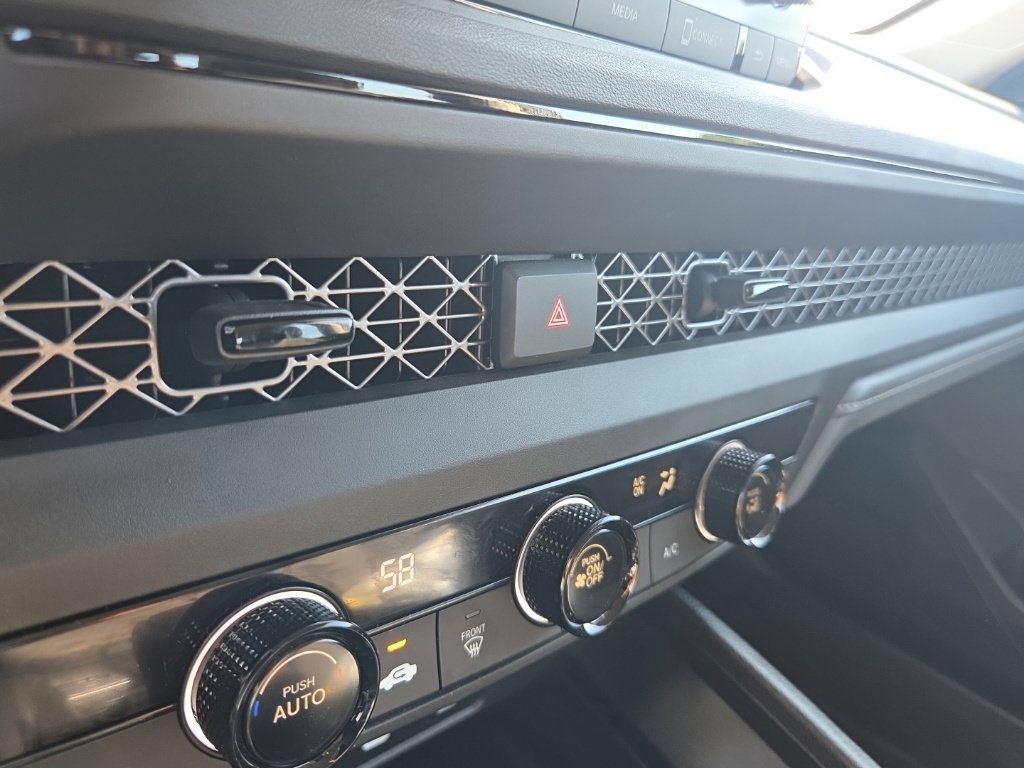 Used 2025 Honda Accord LX image 34