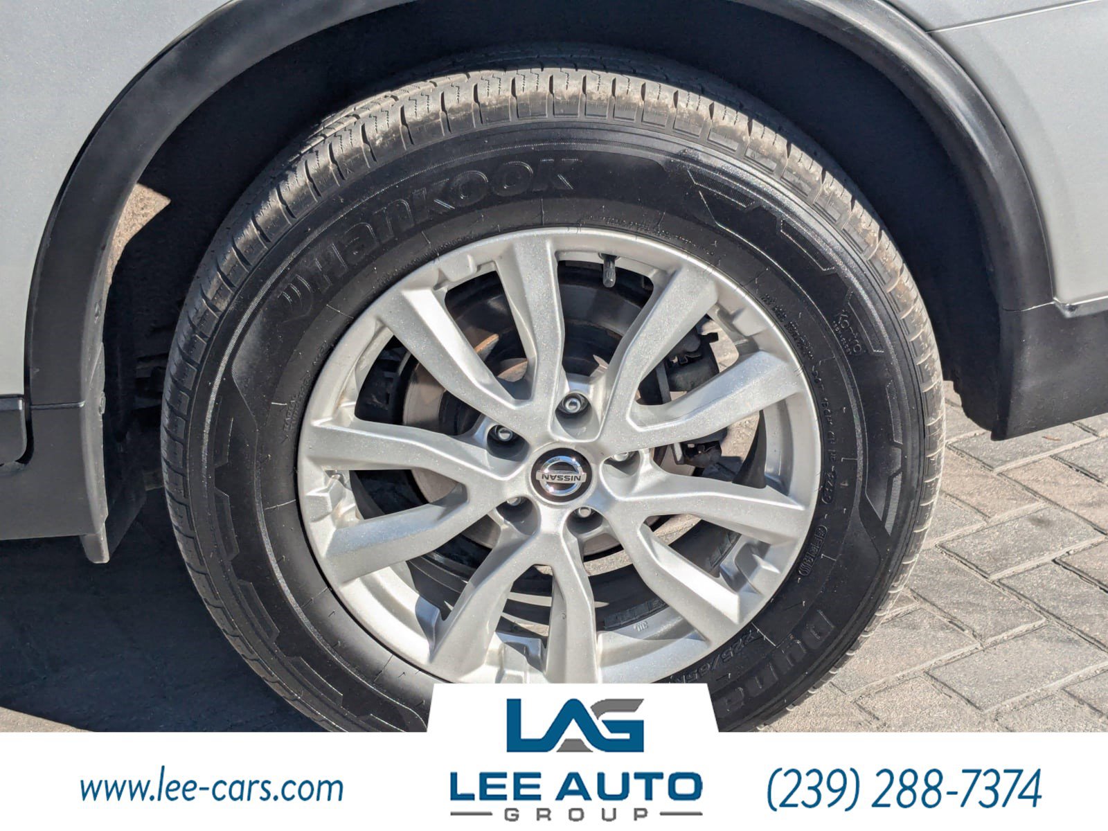 Used 2020 Nissan Rogue SV image 9