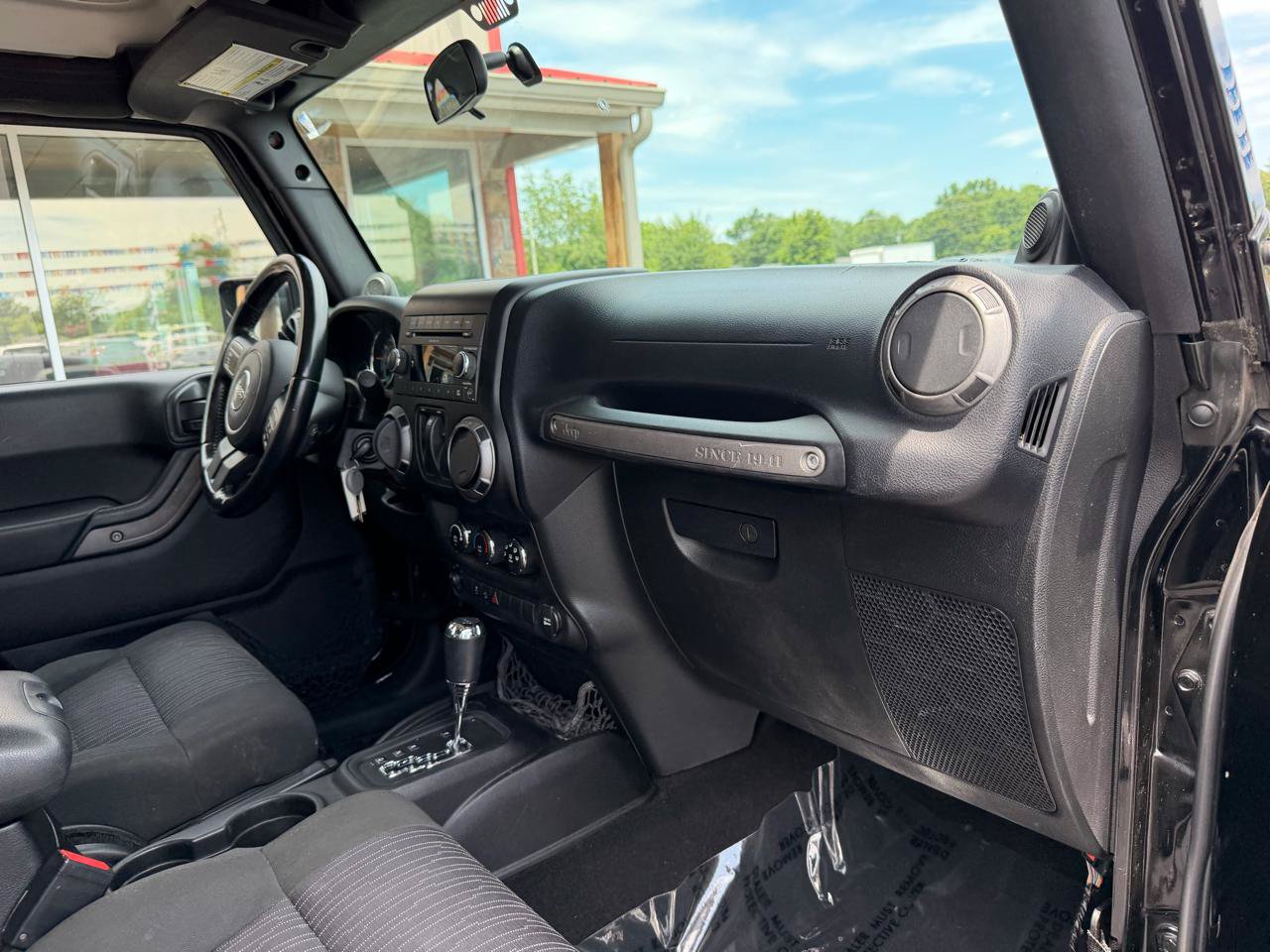 Used 2012 Jeep Wrangler Sport AWD/4WD image 17