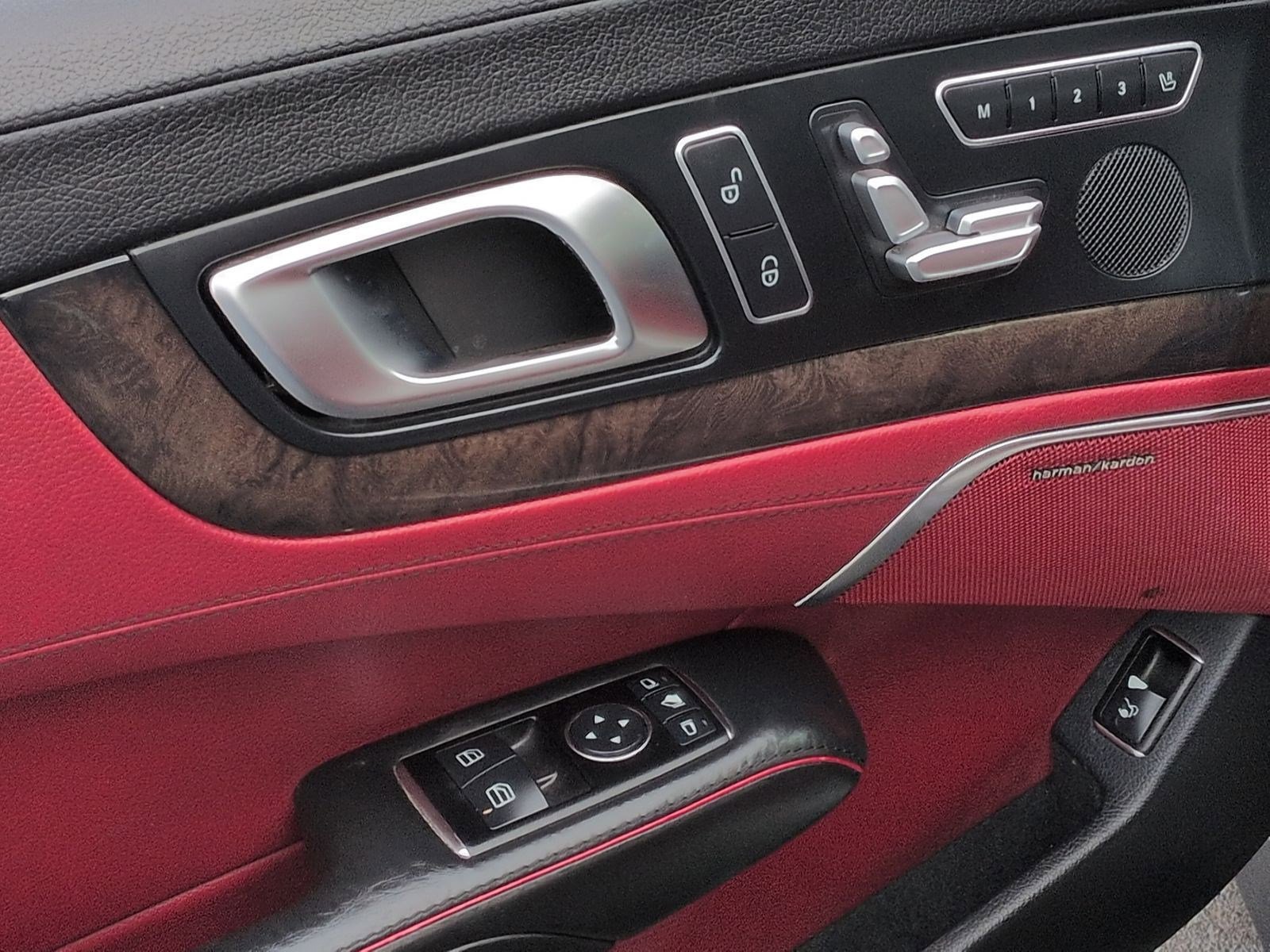 Used 2013 Mercedes-Benz SL 550 image 15