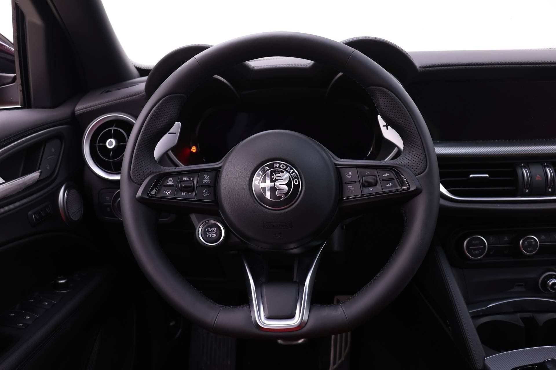 New 2026 Alfa Romeo Stelvio Sprint AWD/4WD image 15