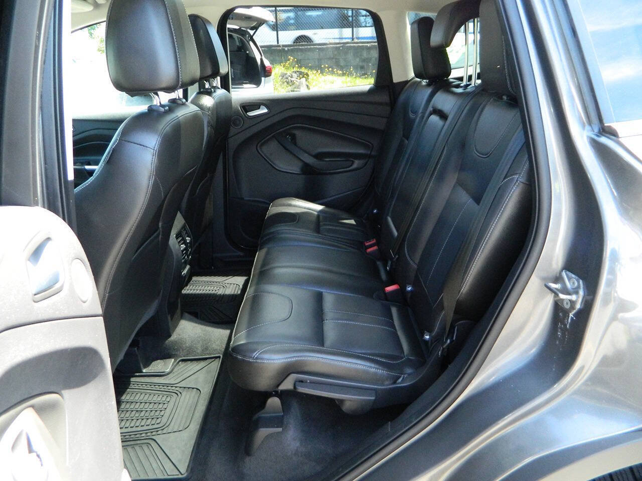 Used 2013 Ford Escape Titanium w/ Parking Technology Pkg AWD/4WD image 14