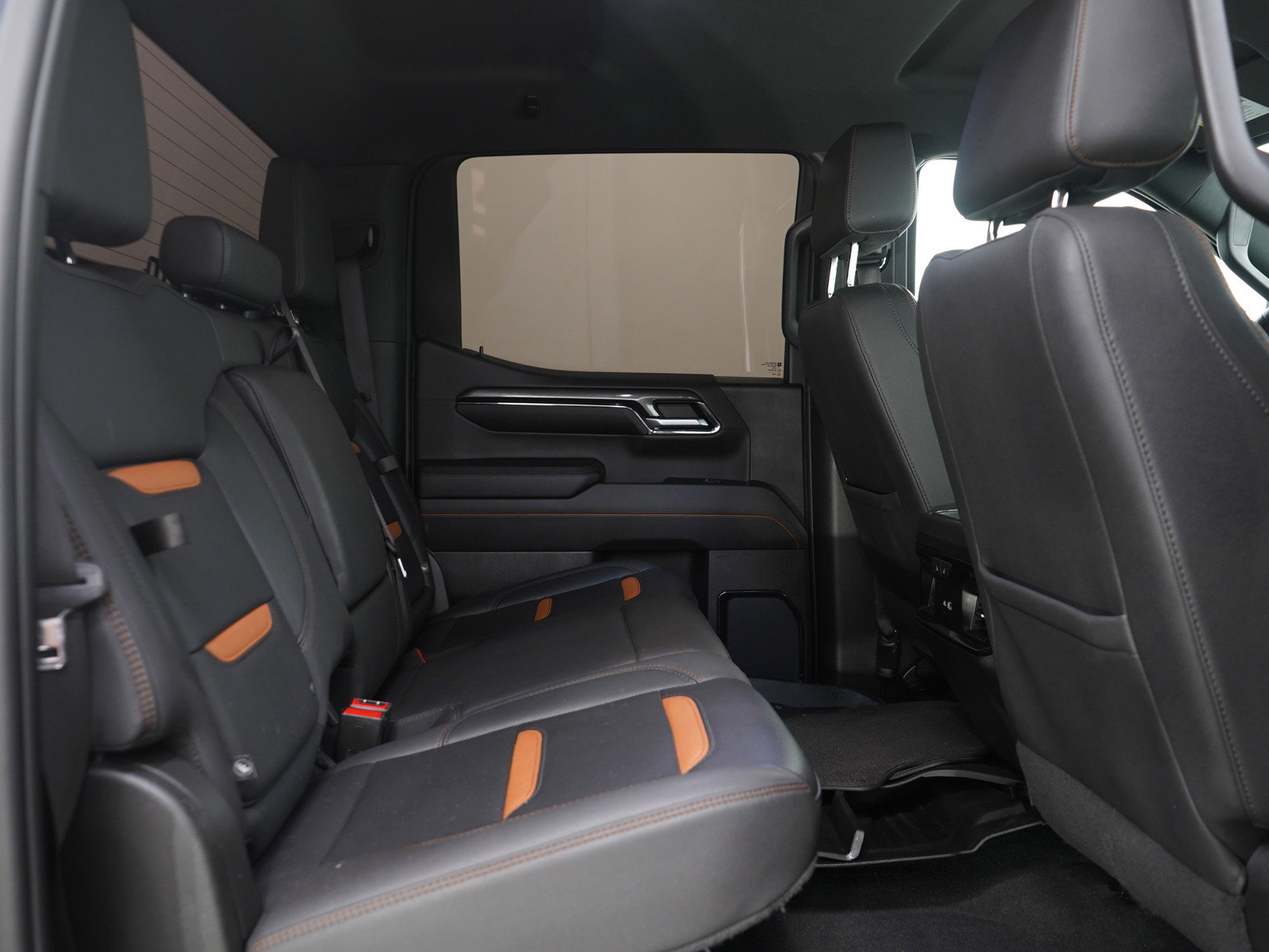 Used 2023 GMC Sierra 1500 AT4 image 13