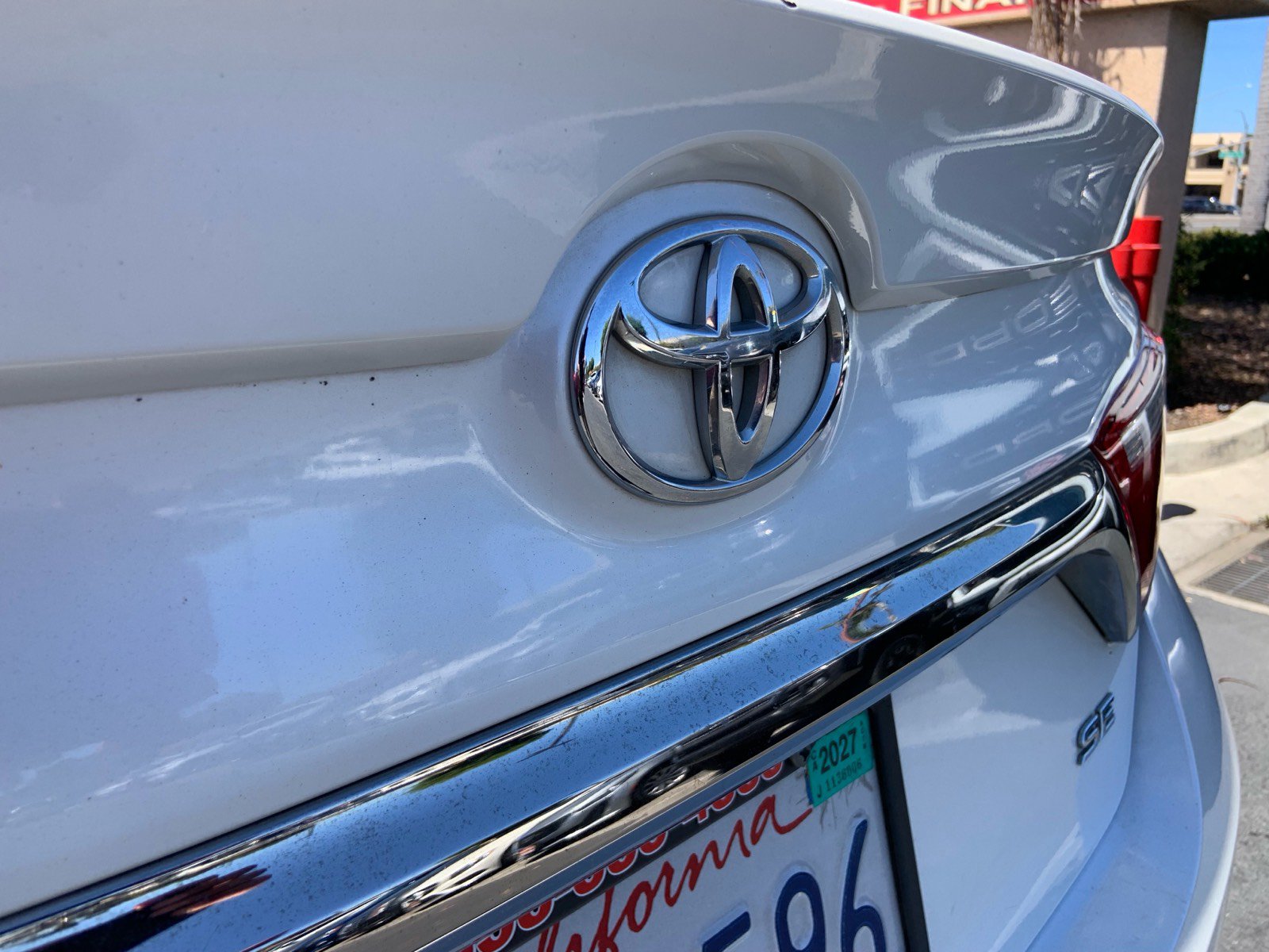 Used 2017 Toyota Camry SE FWD image 13