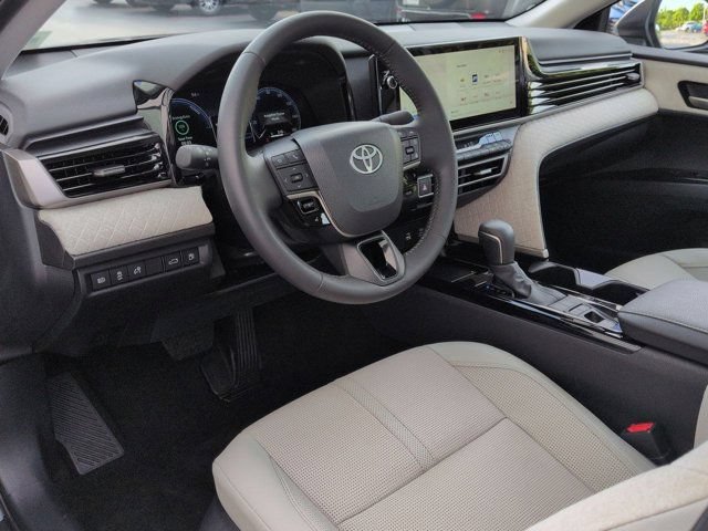 Certified 2025 Toyota Camry XLE FWD image 9