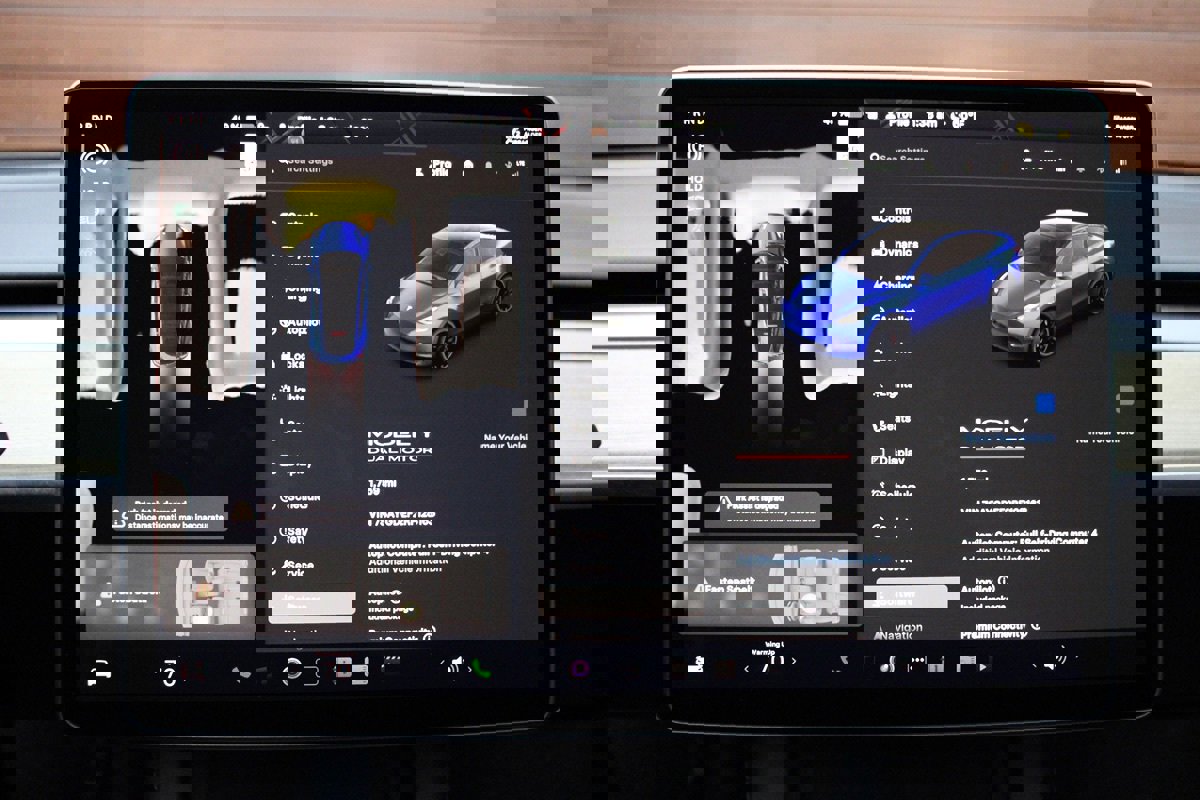 Used 2024 Tesla Model Y Performance image 19