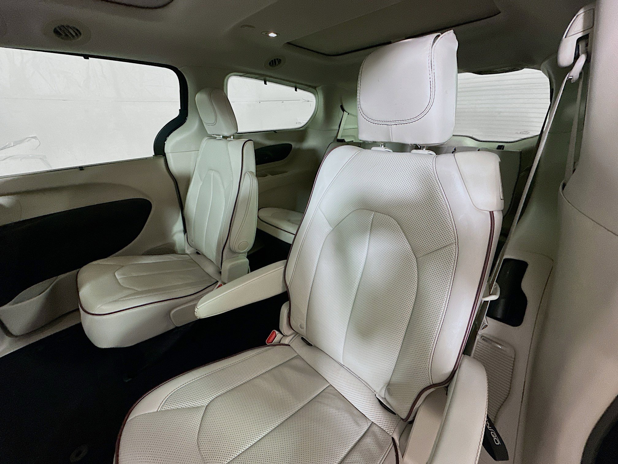 Used 2017 Chrysler Pacifica Limited w/ Advanced Safetytec Group image 24