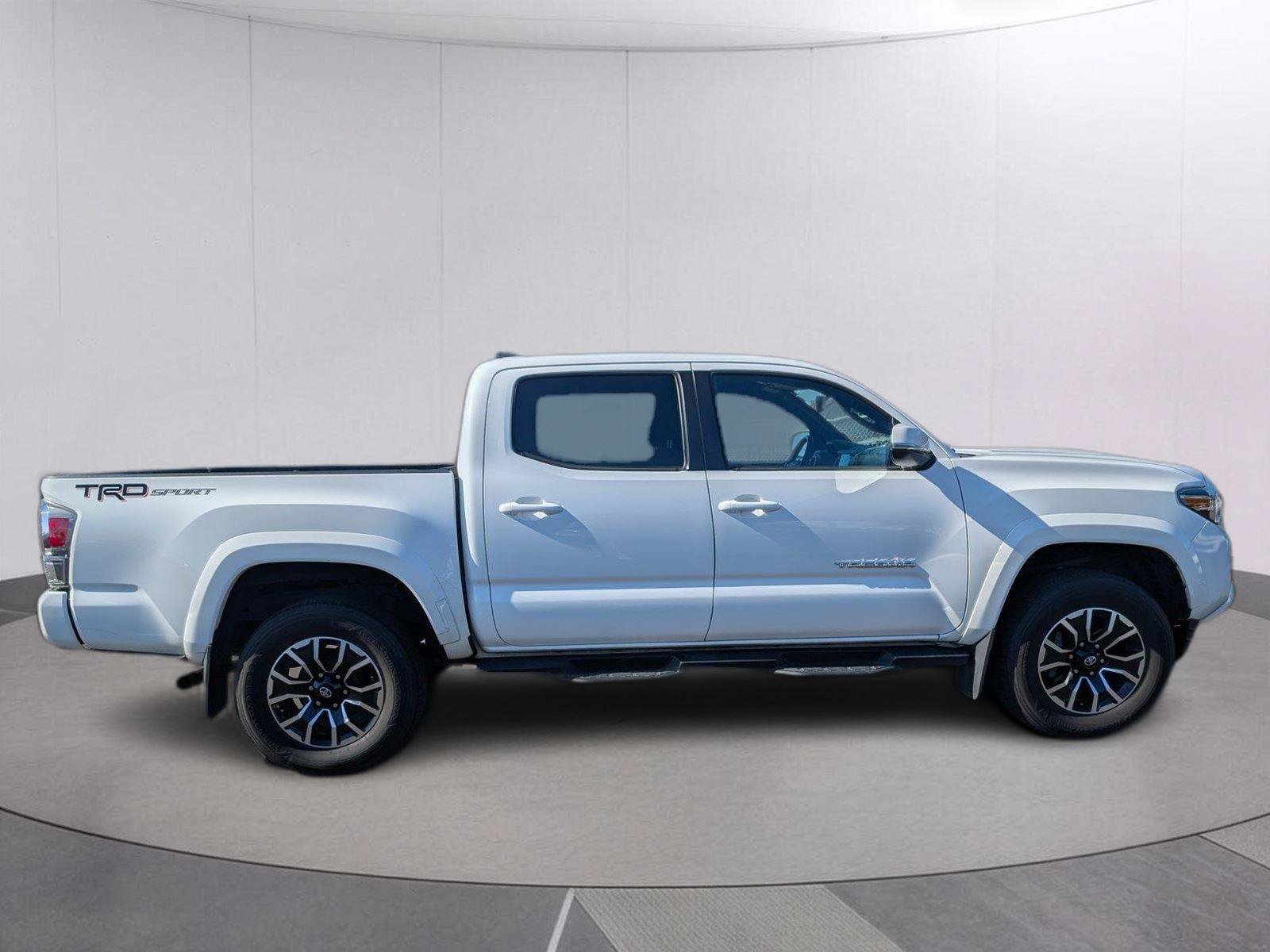 Used 2021 Toyota Tacoma TRD Sport RWD image 6