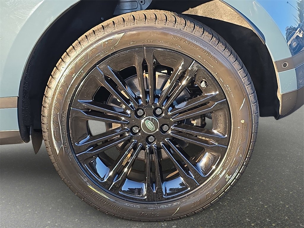 New 2026 Land Rover Range Rover Evoque S image 35