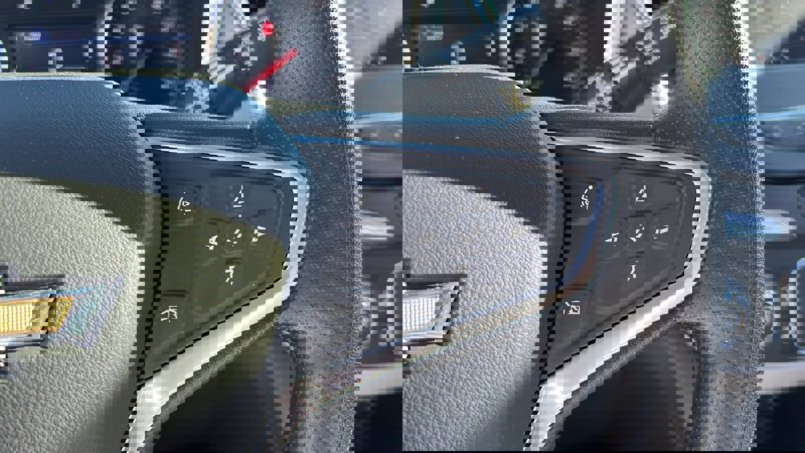 Used 2022 Chevrolet Equinox LT image 18