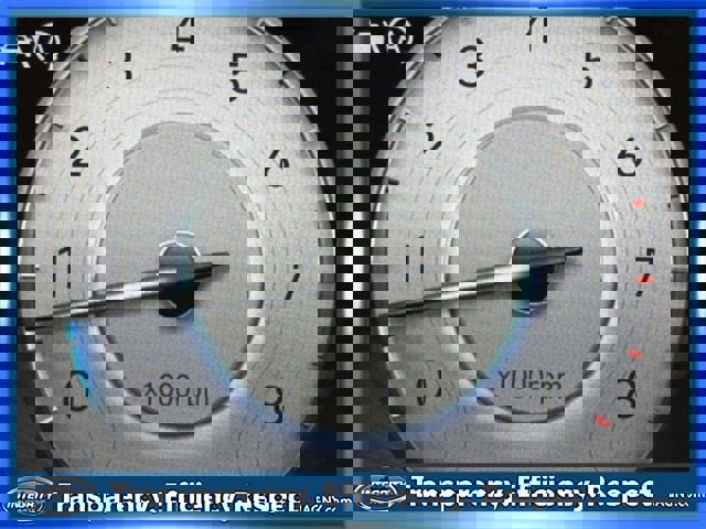 Used 2022 Hyundai Tucson Limited w/ Winter Package image 30