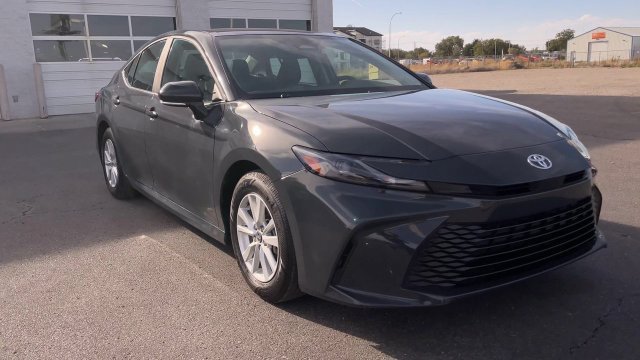 Used 2026 Toyota Camry LE FWD image 4