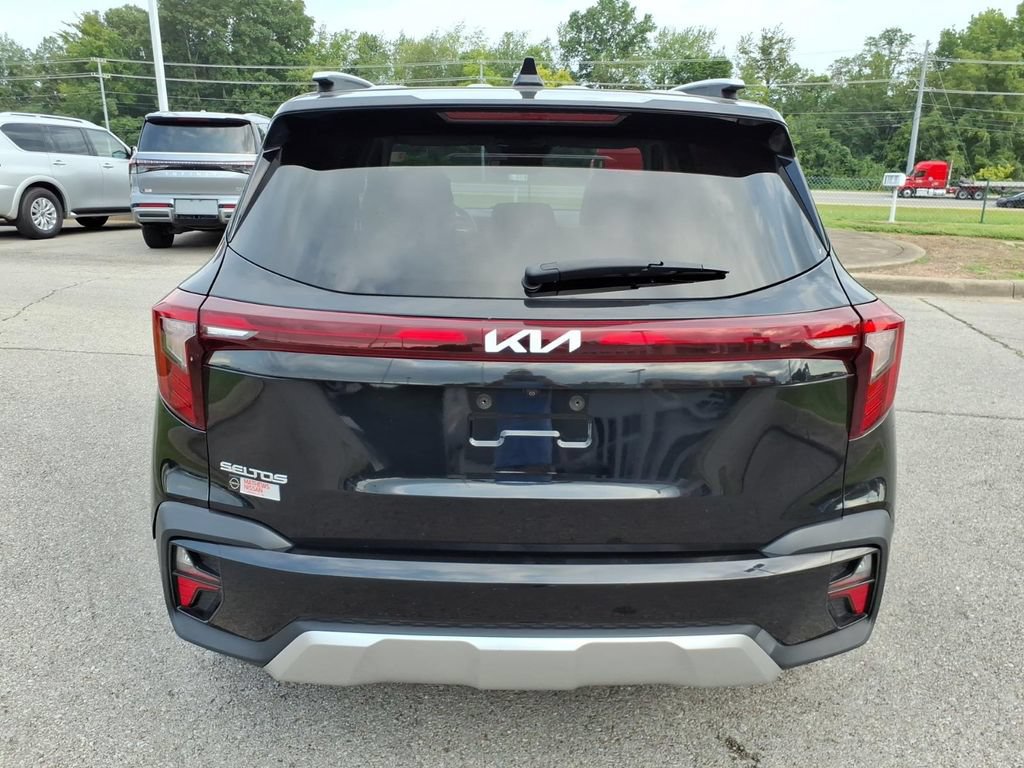 Used 2024 Kia Seltos S FWD image 15