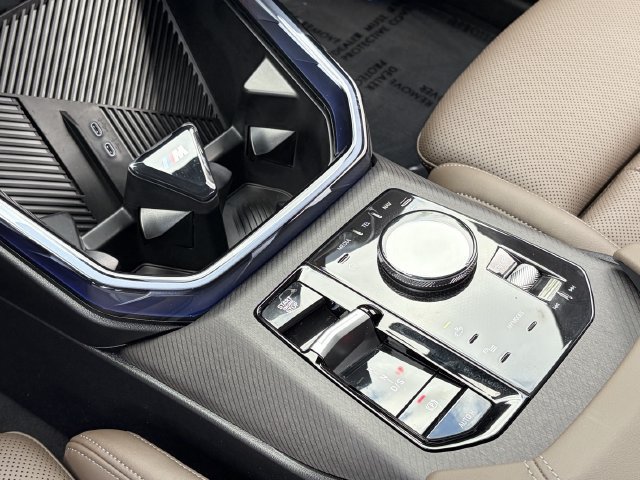 Certified 2025 BMW X3 M50 w/ Premium Package AWD/4WD image 30