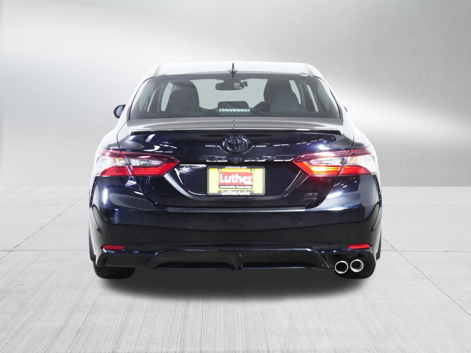 Used 2023 Toyota Camry SE w/ Convenience Package AWD/4WD image 6